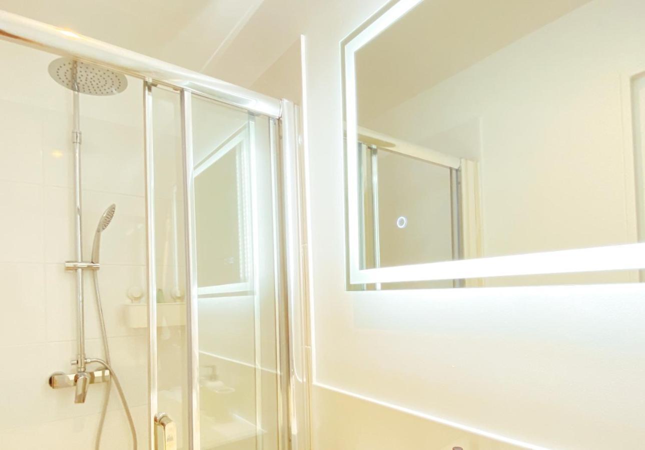 Le Studio Design ⸱ Stationnement Gratuit ⸱ Fibre Déols Exteriör bild